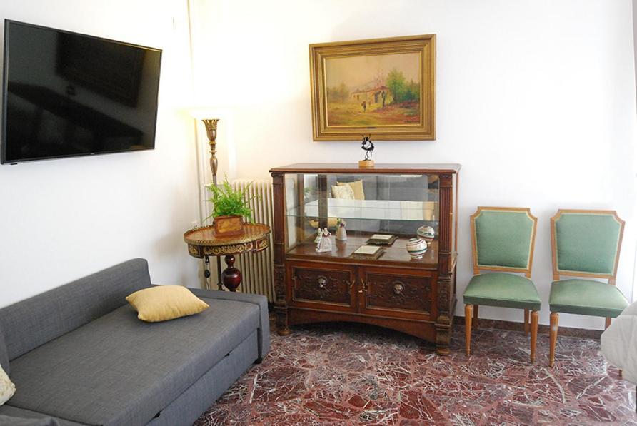 Central Heraklion Lovely Boutique 2-Bedroom Apartment. Olympia. Luaran gambar
